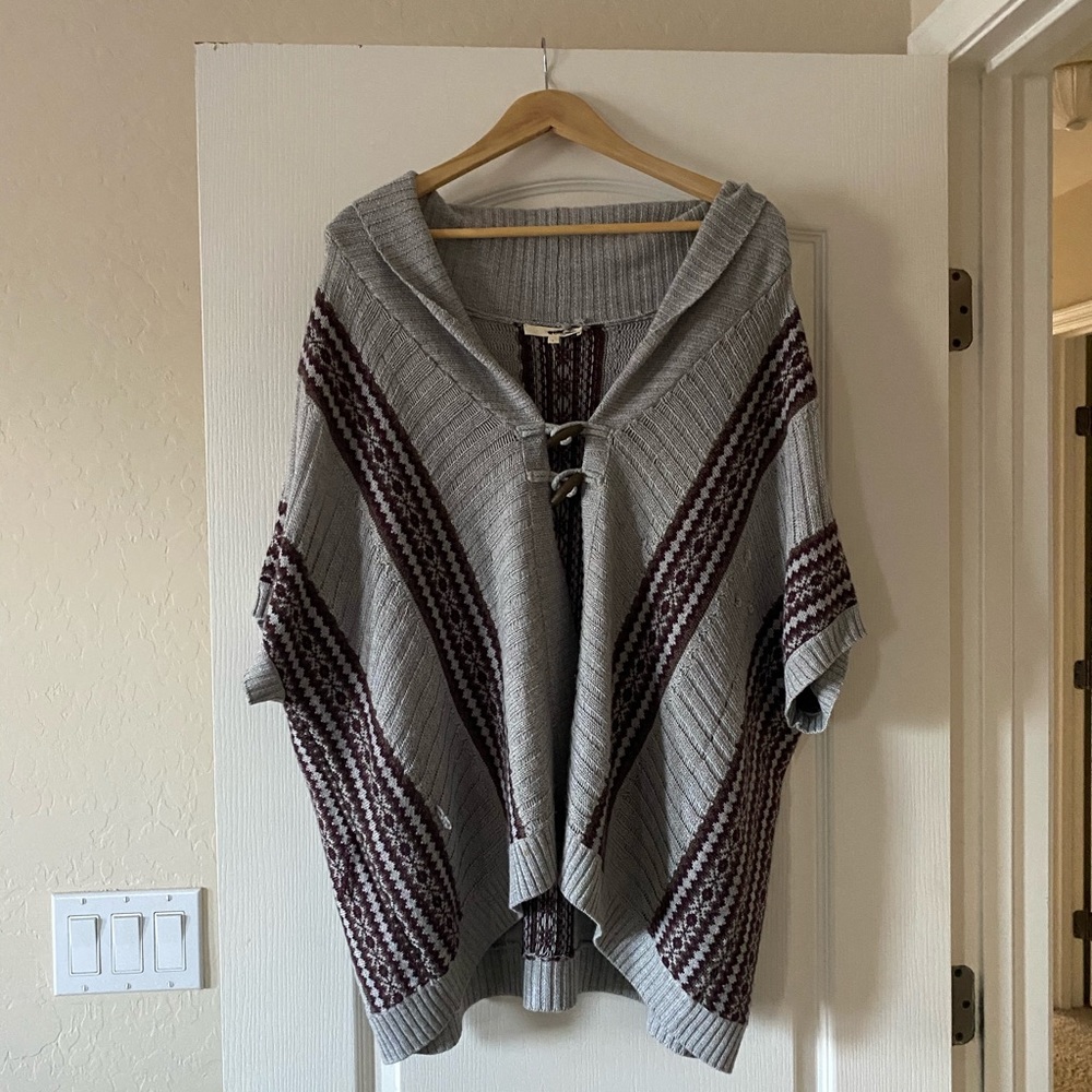 LA Made short sleeve cardigan sweater with toggles